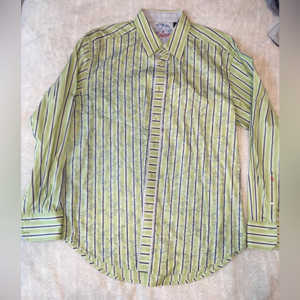Robert Graham XL embroidered design sport shirt